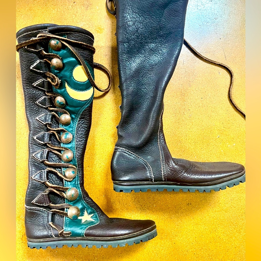 🌙 Footloose Moccasins 💫